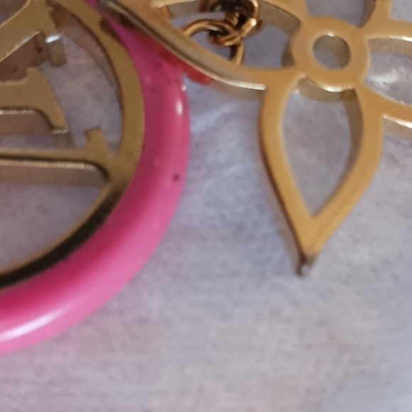 Louis Vuitton Portocre color line bag charm, key ring - Picture 5 of 16